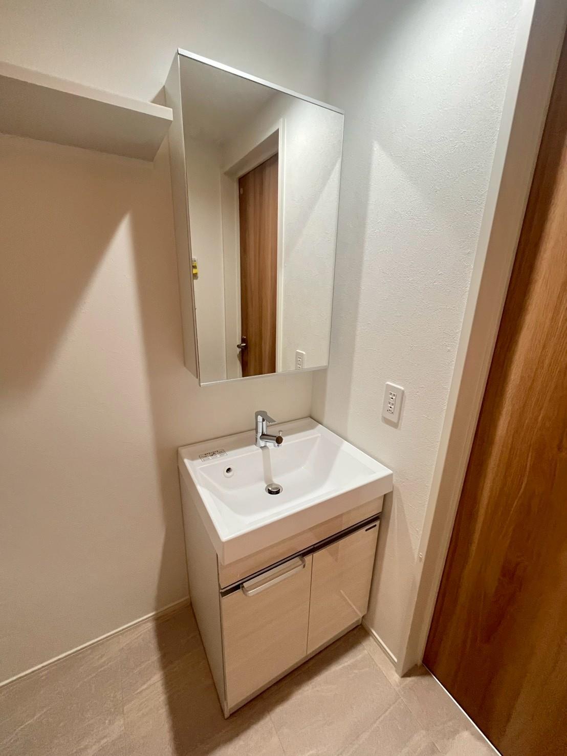 洗面設備　同仕様画像