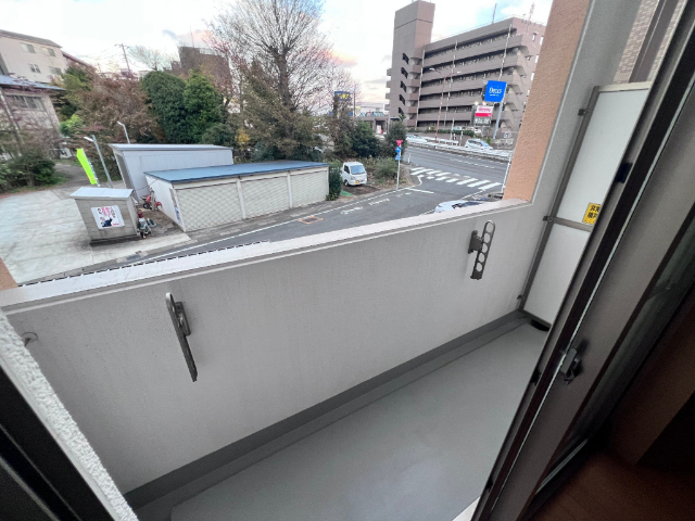 バルコニー　同タイプの他のお部屋