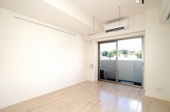 居室・リビング　同物件別部屋参考写真です。