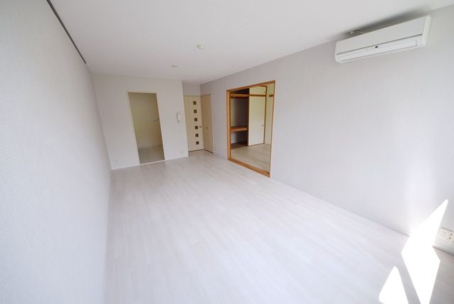 居室・リビング　★広々としたリビングです★