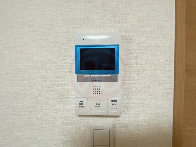 セキュリティ　清潔なロビーです