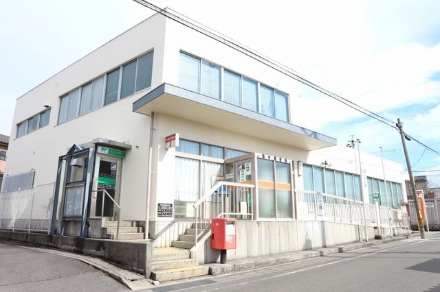 郵便局　員弁郵便局（郵便局）まで800m
