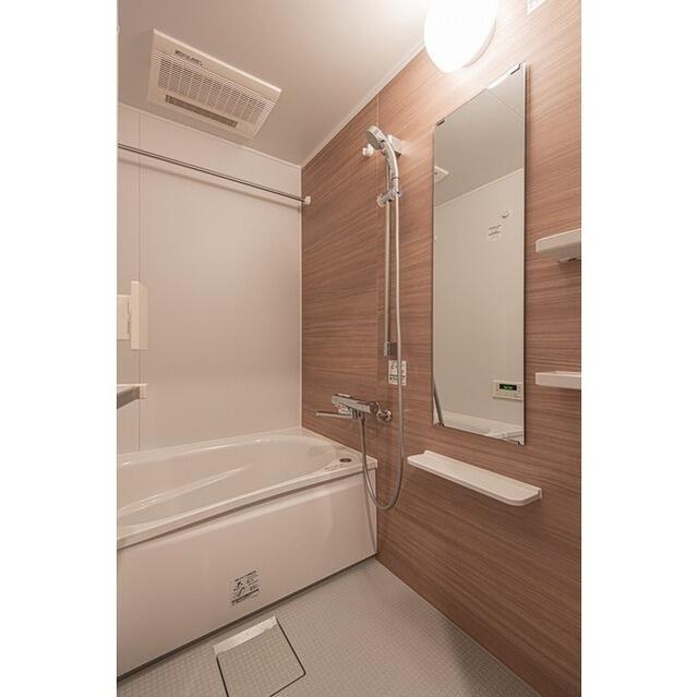 バス・シャワールーム　?