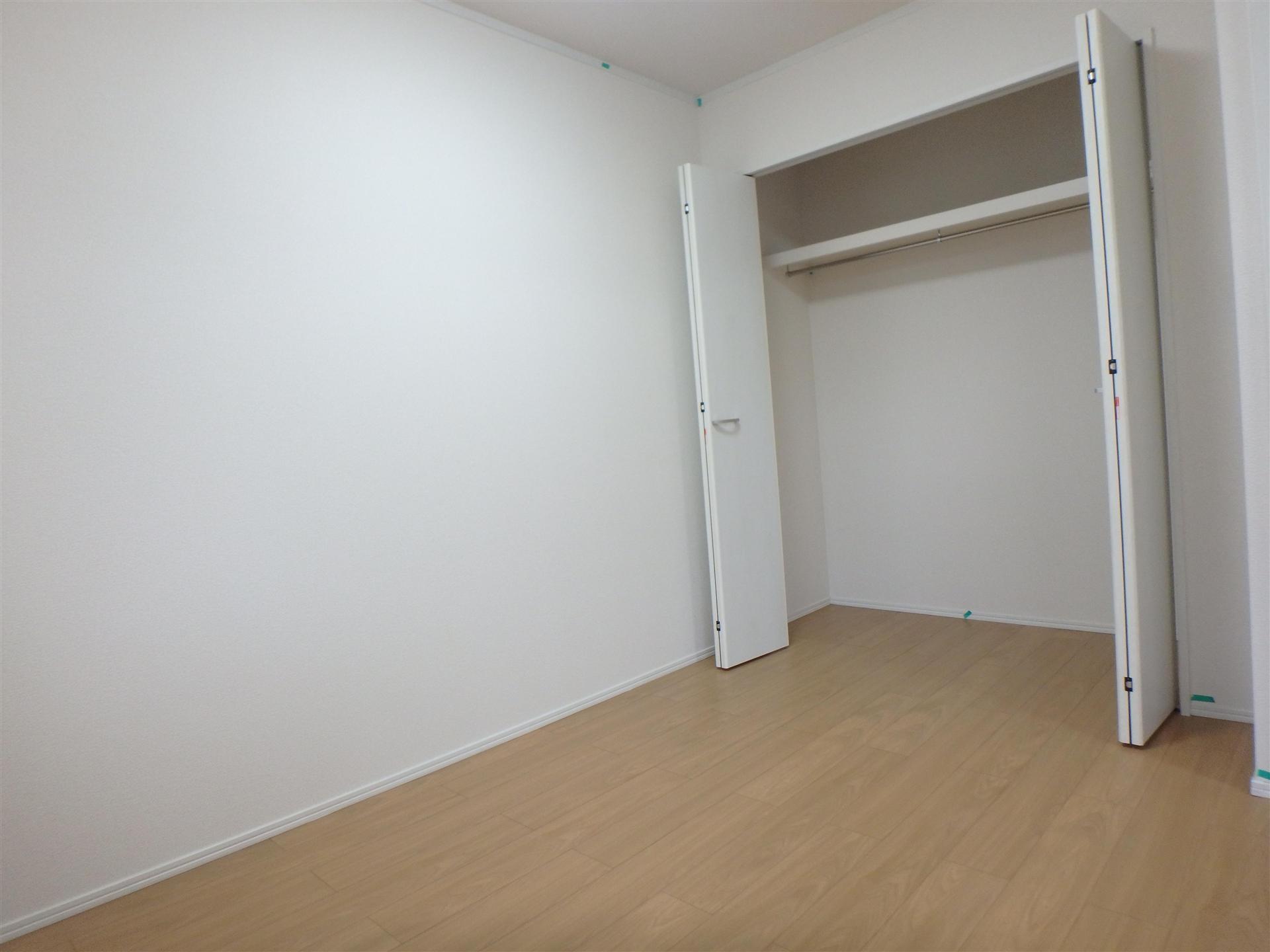 その他部屋・スペース　収納付きの3.7帖のお部屋です☆