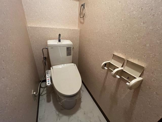 トイレ　シャワー付トイレ