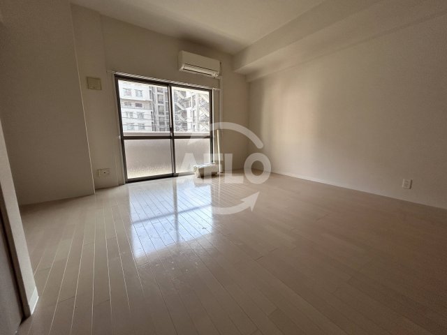 居室・リビング　小西マンション　　洋室