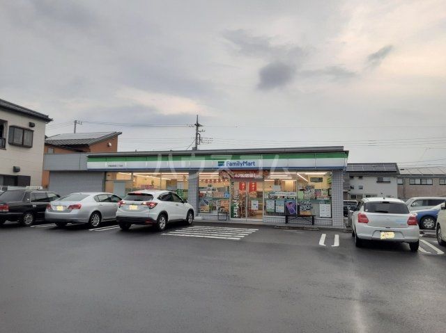 コンビニ　ファミリーマート宇都宮西原3丁目店（コンビニ）まで514m