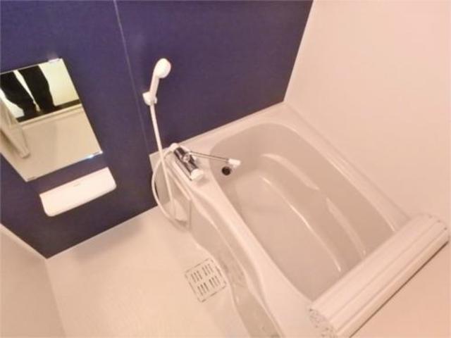 バス・シャワールーム　ゆったりバスルーム