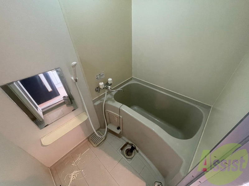 バス・シャワールーム　お風呂です。ゆっくりお風呂につかるのも体に良いですね～