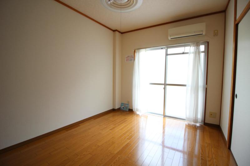 その他設備　エアコン付き