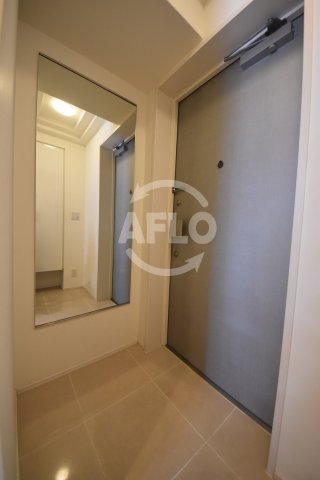 玄関　アルス大手前プレミア　玄関