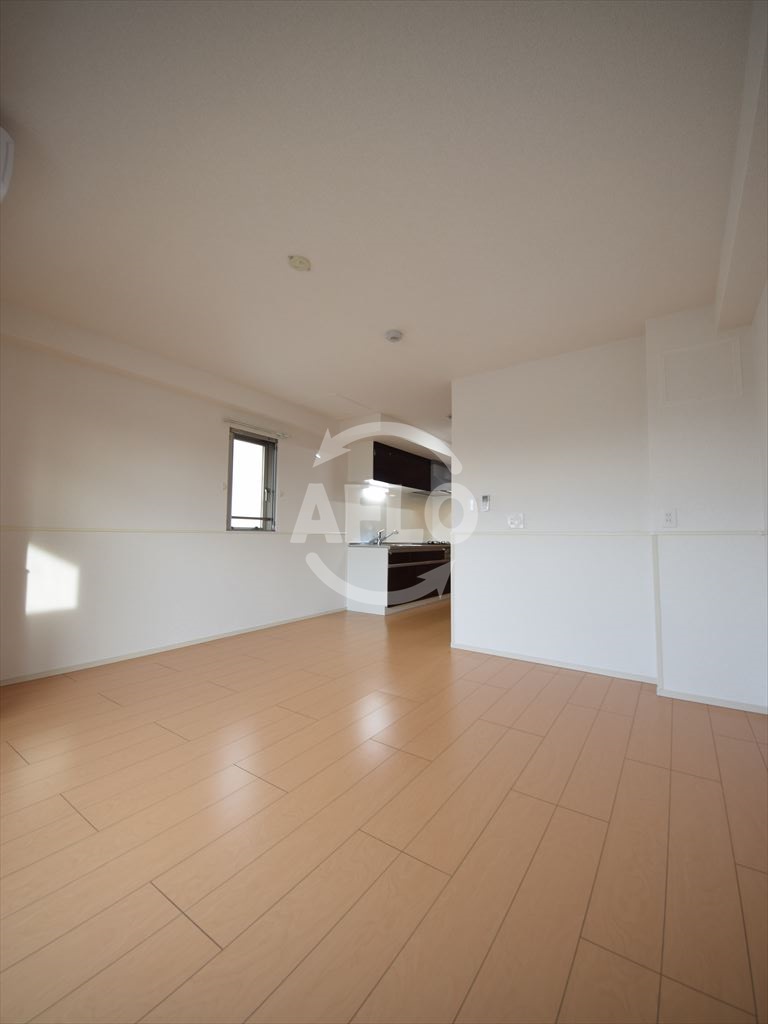 居室・リビング　グーラテースU.H.Y　リビング