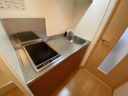 キッチン　設備・仕様は号室により異なる為、現況を優先致します。