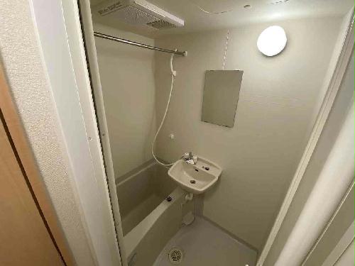 バス・シャワールーム　設備・仕様は号室により異なる為、現況を優先致します。