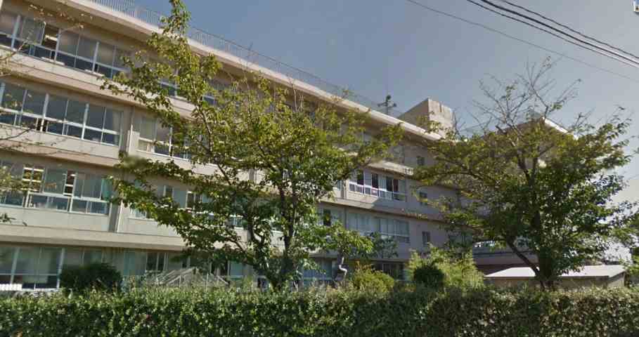小学校　鞍月小学校（小学校）まで502m