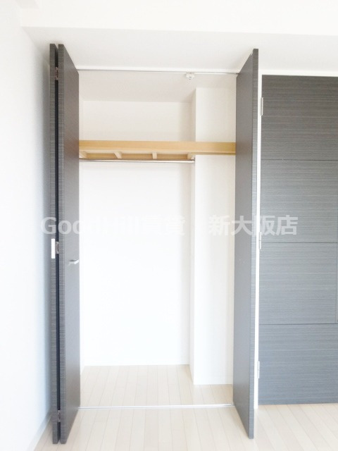 収納　プレサンス新大阪クレスタ