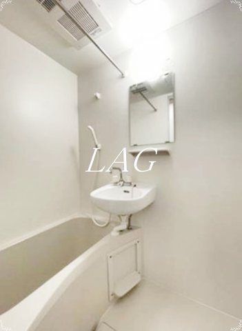 バス・シャワールーム　お風呂です。