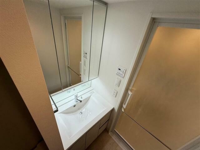 洗面設備　独立洗面台