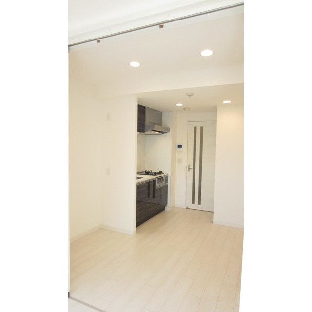 居室・リビング　☆明るい居間☆