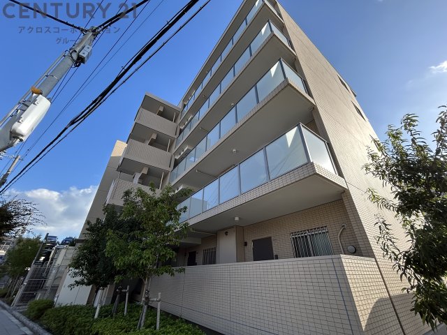 建物外観　敷地内に駐車場があります！