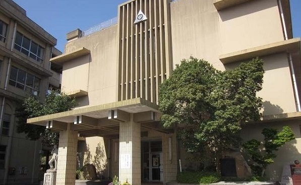 中学校　安来市立第三中学校（中学校）まで150m