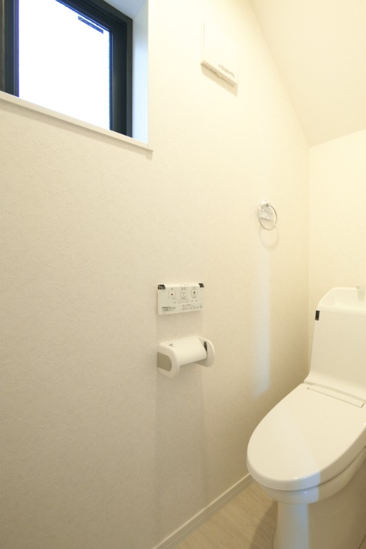 トイレ　ウォシュレット付きトイレ