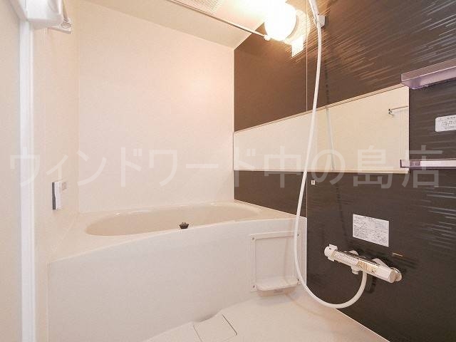 バス・シャワールーム　詳細は、ウィンドワード中の島店までご相談下さい。