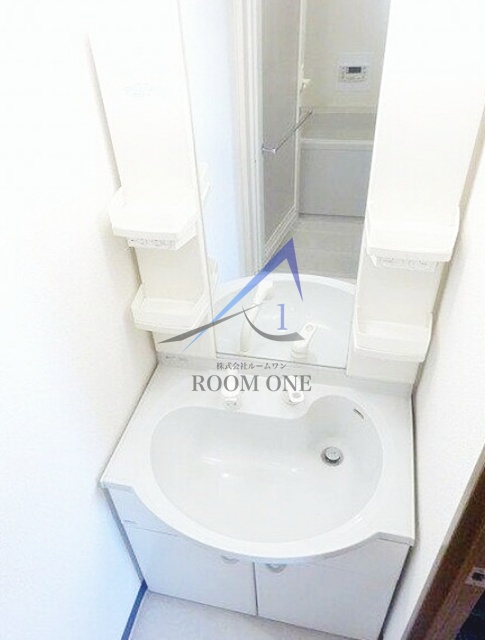 洗面設備　洗面台です。