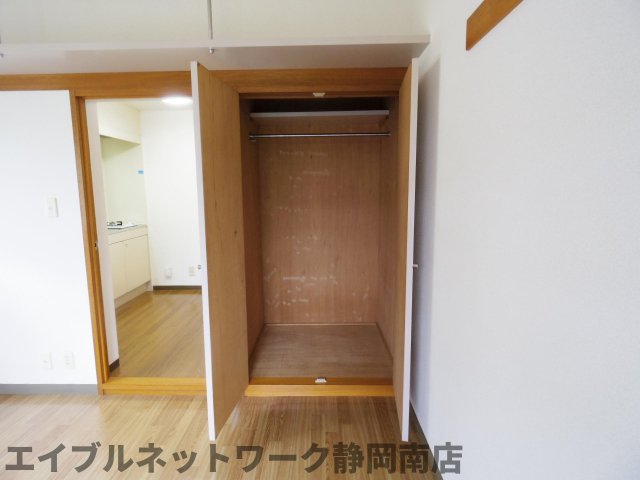 収納　十分な収納スペースがあります