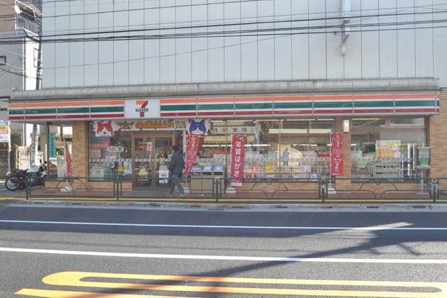 コンビニ　セブンイレブン（コンビニ）まで30m