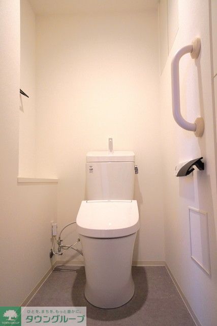 トイレ　※写真は同タイプ住戸です。