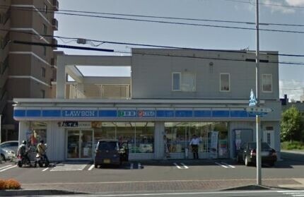 コンビニ　ローソン札幌平岸3条店（コンビニ）まで395m