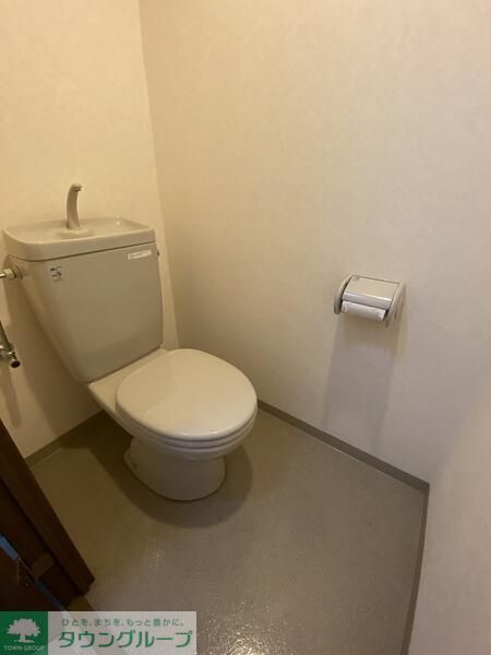 トイレ　※別部屋参考写真となります