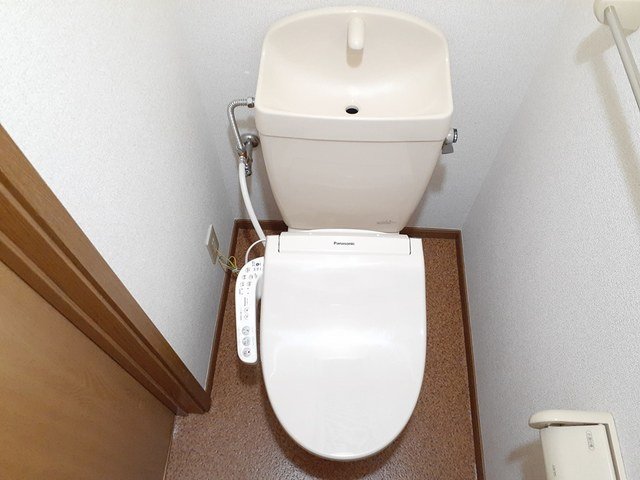 トイレ　シンプルで使いやすいトイレです