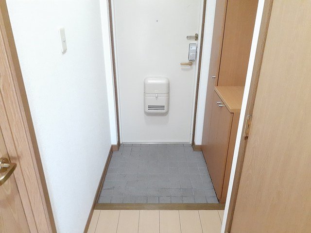 玄関　きれいな玄関です