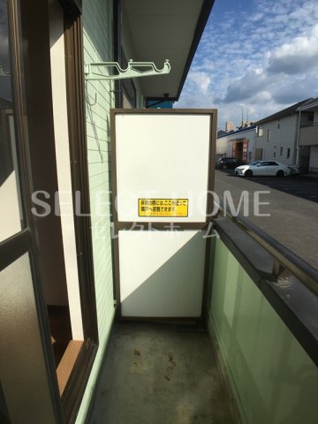 バルコニー　お洗濯にも便利なバルコニー付き