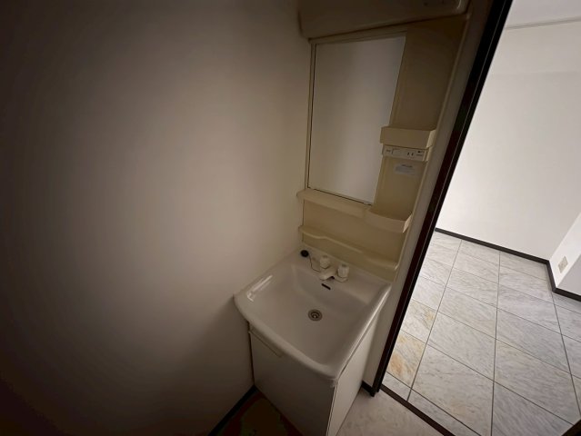 洗面設備　ライオンズマンション丸の内