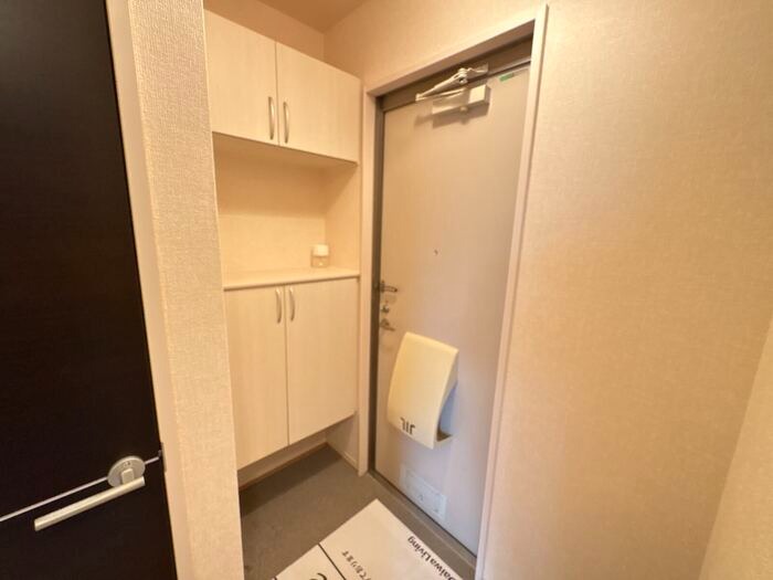 ボナール Bの玄関写真