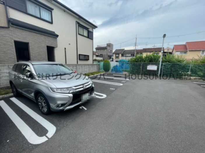 駐車場　駐車スペースもあります
