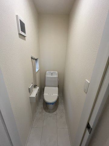 トイレ　トイレもきれいです