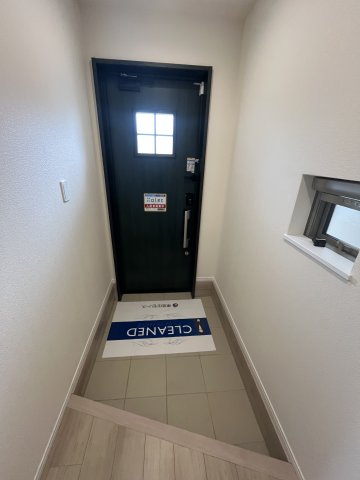 玄関　収納もある玄関です