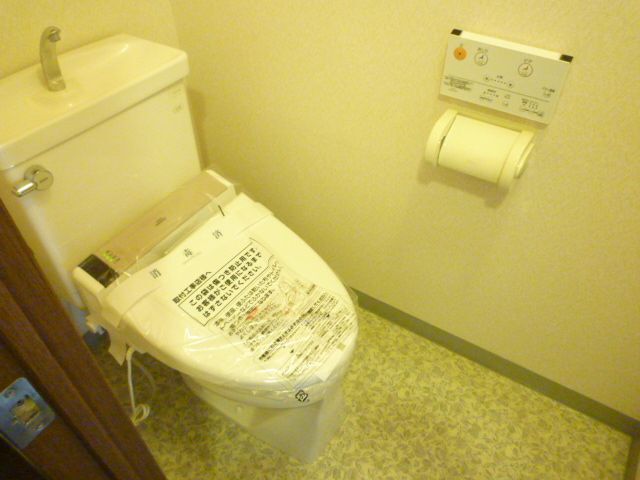 トイレ　トイレ