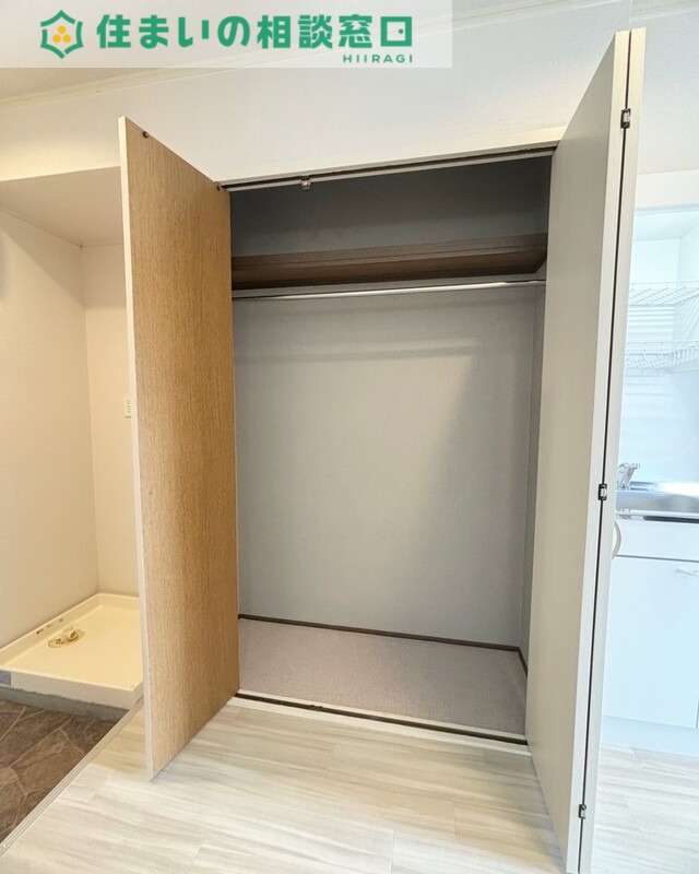 収納　同型