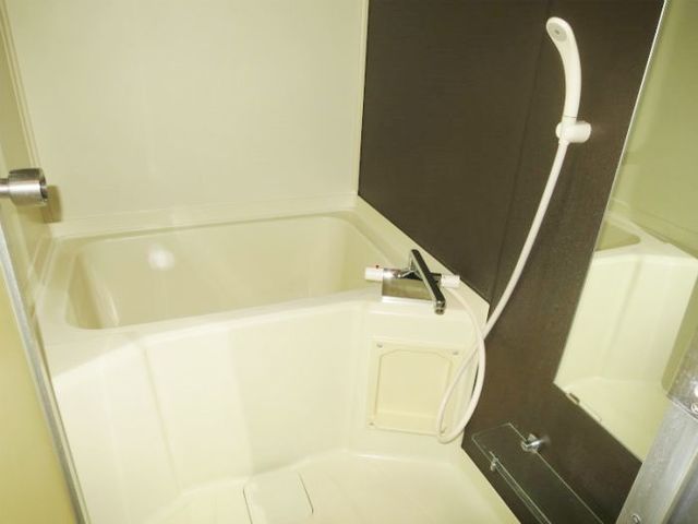バス・シャワールーム　サーモスタット水栓！もう急な冷水や熱湯に悩まされることはあり