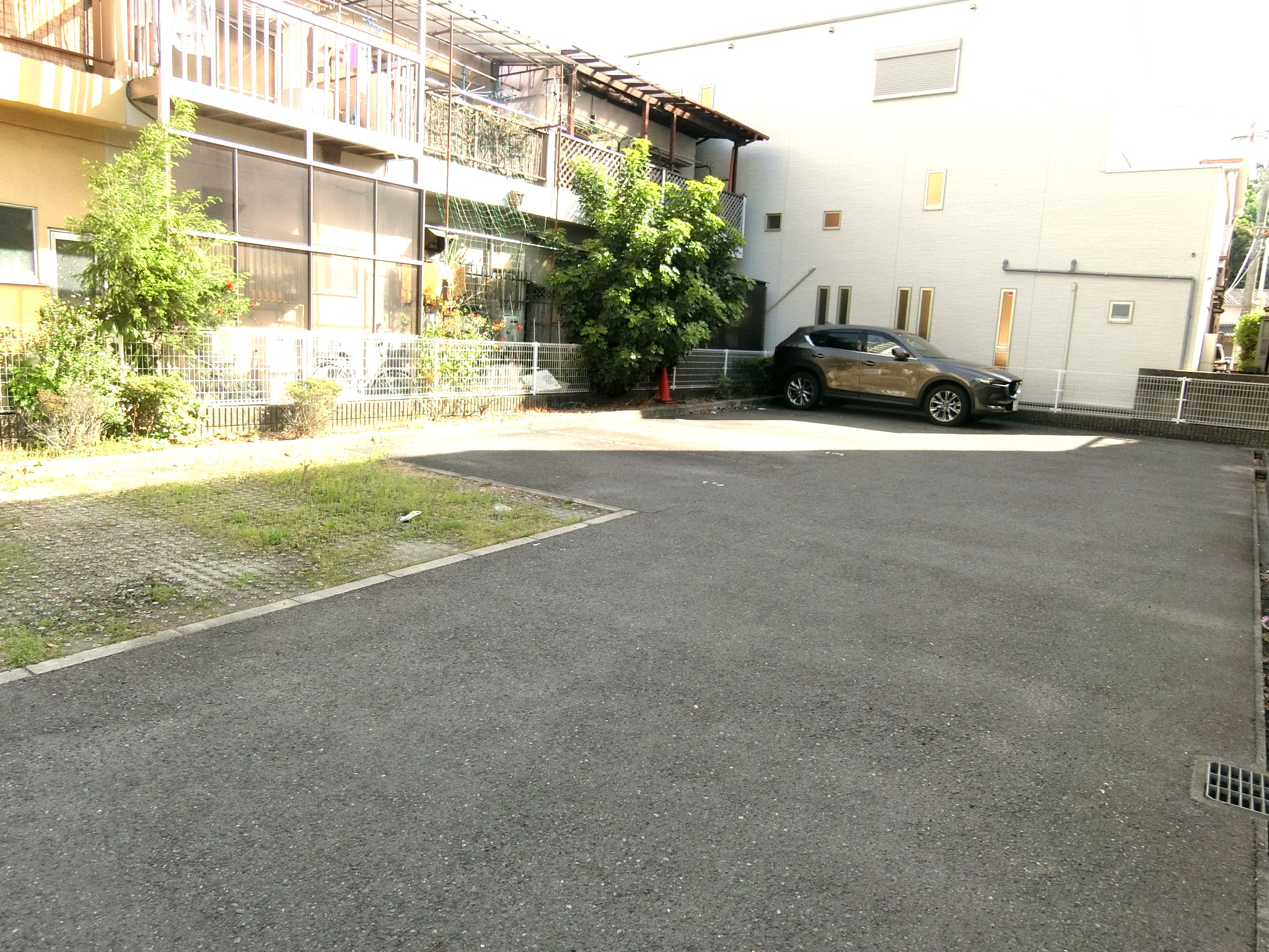 駐車場　敷地内駐車場を完備です☆