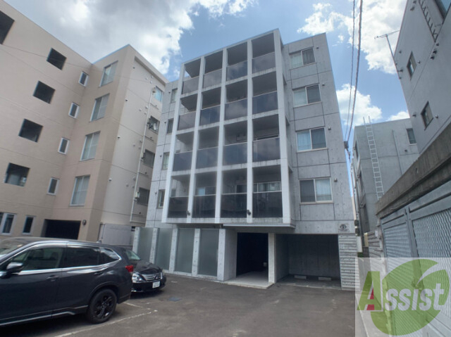 建物外観　札幌市北区北二十二条西「ベラージオ北２２条」