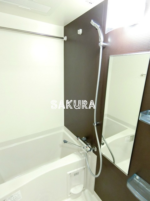 バス・シャワールーム　嬉しい浴室乾燥機付き♪