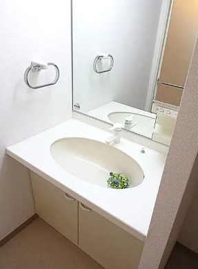 洗面設備　写真は同タイプ住居です