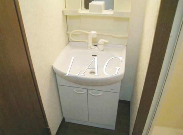 洗面設備　独立洗面台です。