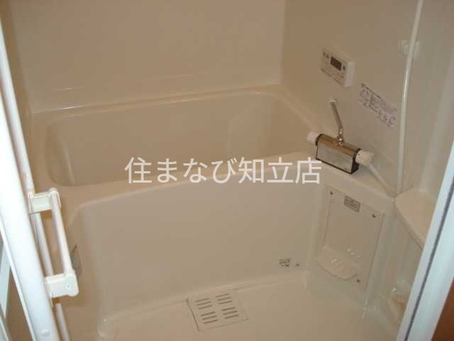 バス・シャワールーム　同型別部屋写真